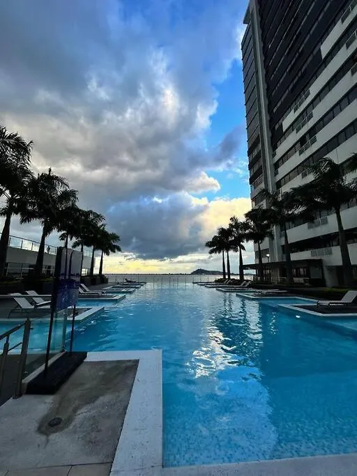 Departamento Doble Con Vista A La Ciudad Y Rio Apartment Guayaquil Ecuador